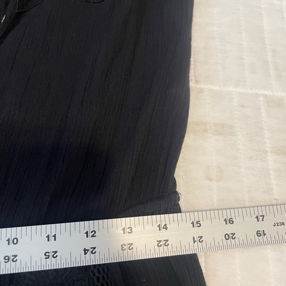 Anthropologie Crinkle Gauze Jumpsuit with Floral Appliqué and Mesh by Lilka
XS - Picture 16 of 16